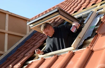 Pose de fenêtres de toit Velux à Offlanges